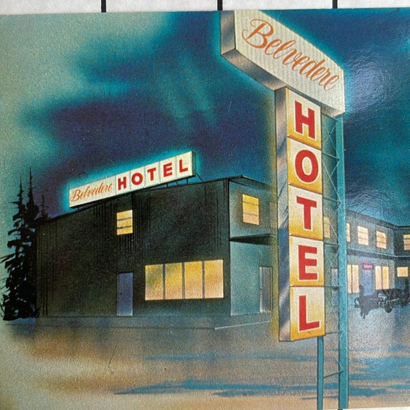 Vintage postcard of the Belvedere Hotel, Watson Lake, Yukon Territory, Canada - Picture 2 of 7